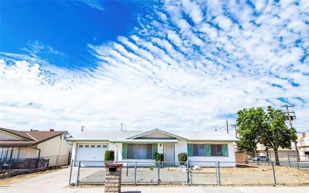 Photo of 516 Onyx AVE, Hemet, CA 92543 (MLS # IG26037016)