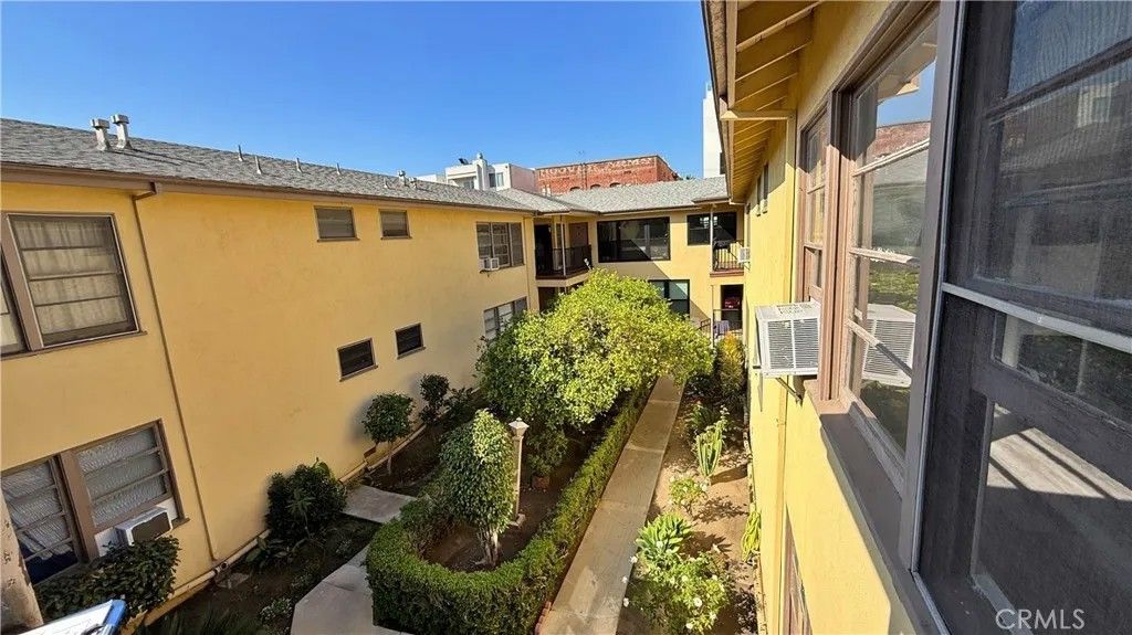 Photo of 337 S Occidental Boulevard #100, Los Angeles, CA 90057 (MLS # SR26028740)