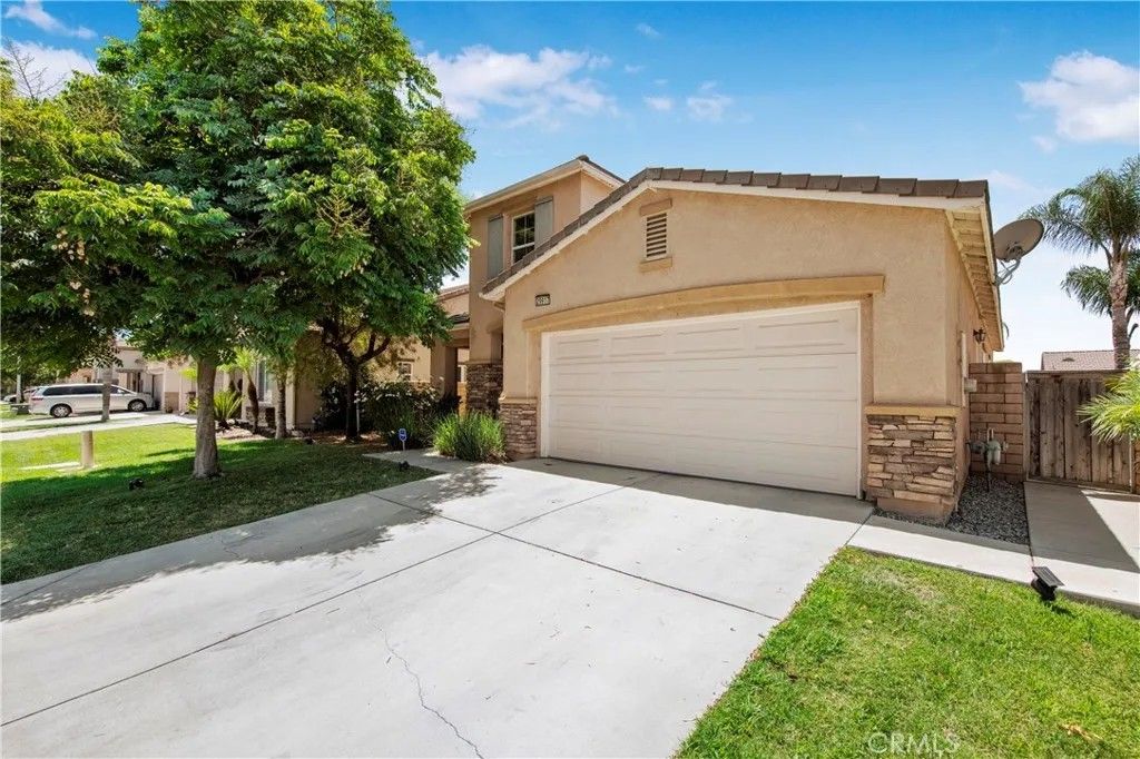 Photo of 29917 Sea Breeze Way, Menifee, CA 92584 (MLS # SR26002978)