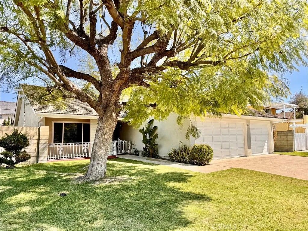 Photo of 202 S Barbara Way, Anaheim, CA 92806 (MLS # PW26040630)