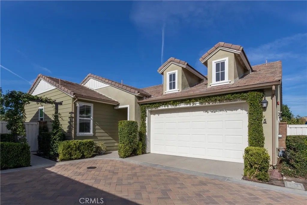Photo of 5 Garcilla Dr, Rancho Mission Viejo, CA 92694 (MLS # OC25265739)