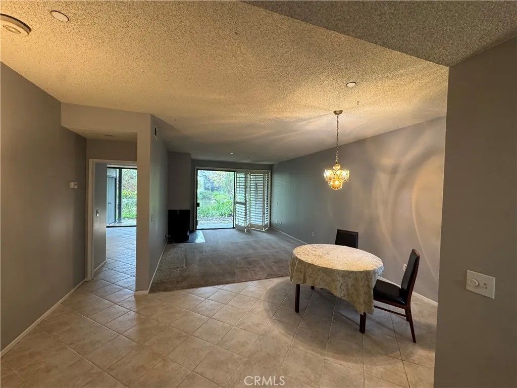 Photo of 2538 W Macarthur Blvd, Santa Ana, CA 92704 (MLS # TR26037882)