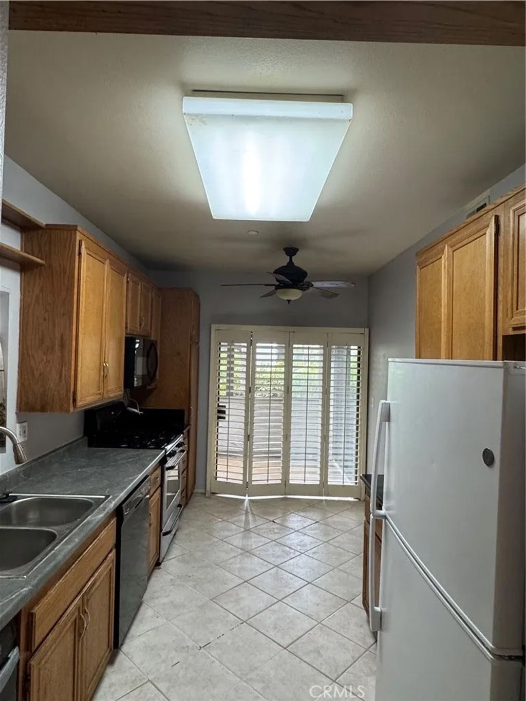 Photo of 2538 W Macarthur Blvd, Santa Ana, CA 92704 (MLS # TR26037882)