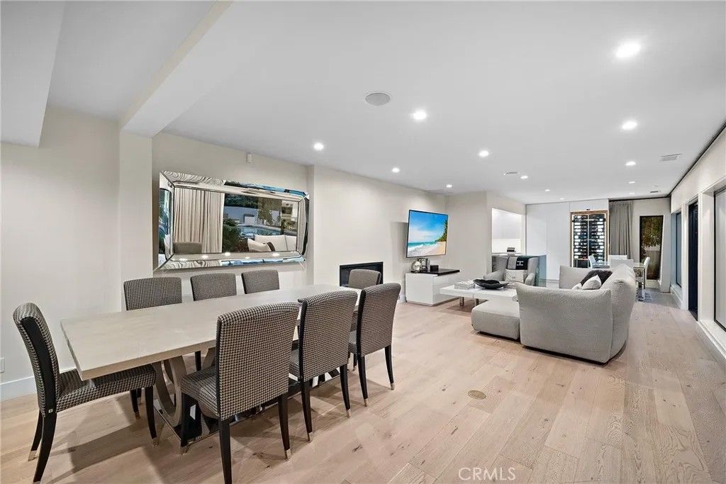 Photo of 9621 Cedarbrook Dr, Beverly Hills, CA 90210 (MLS # PW26074456)