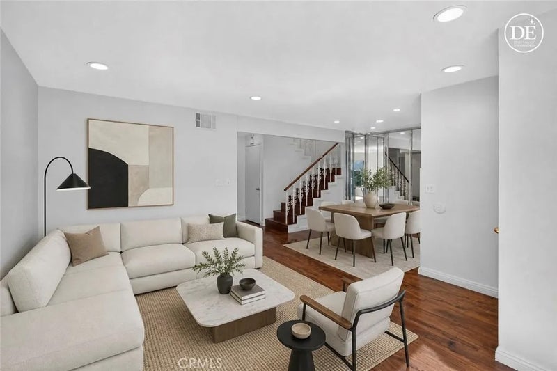 5130 W 1st E
