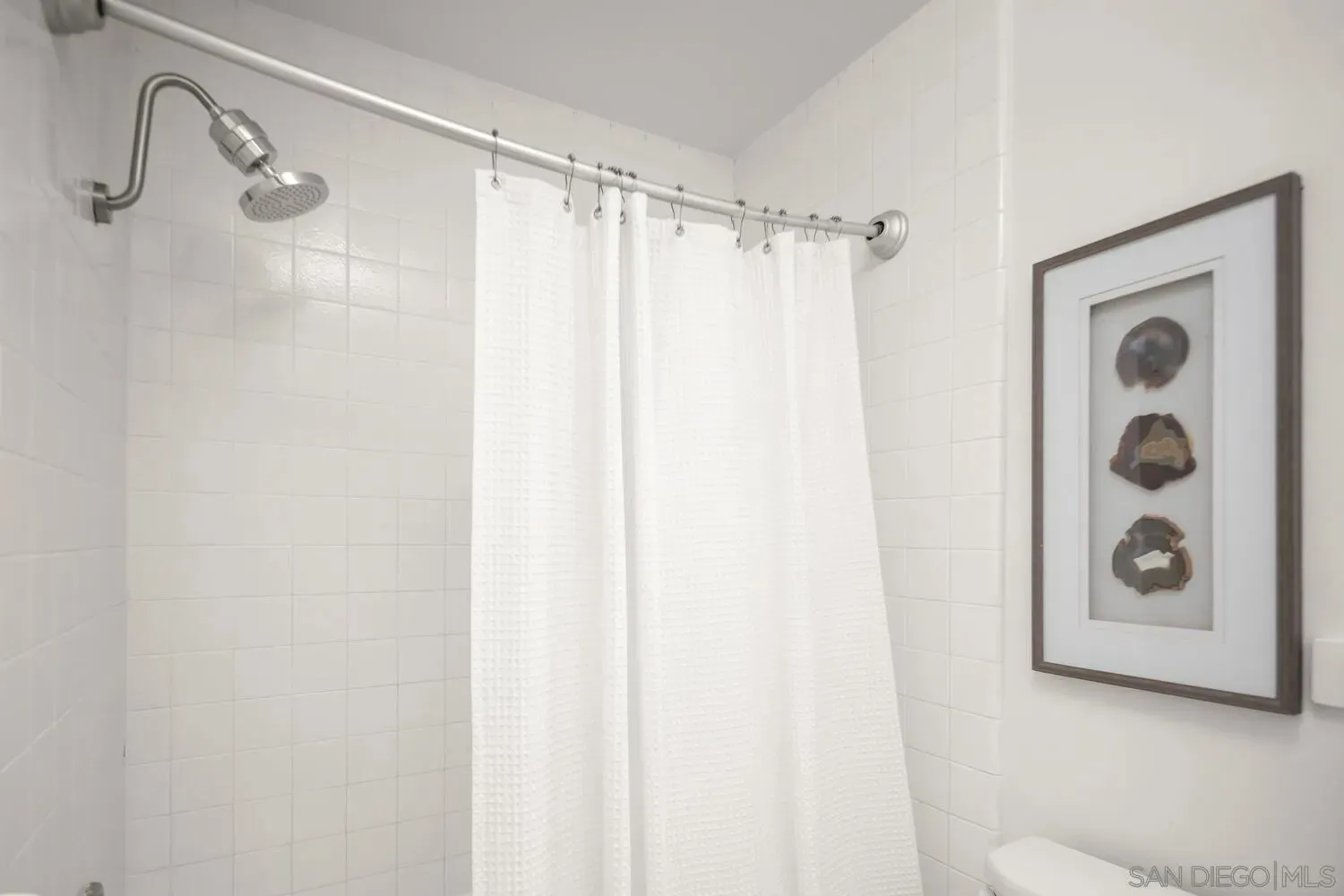 Coronado, California 92118, United States, 6 Bedrooms Bedrooms, ,4 BathroomsBathrooms,Residential,Active,148523