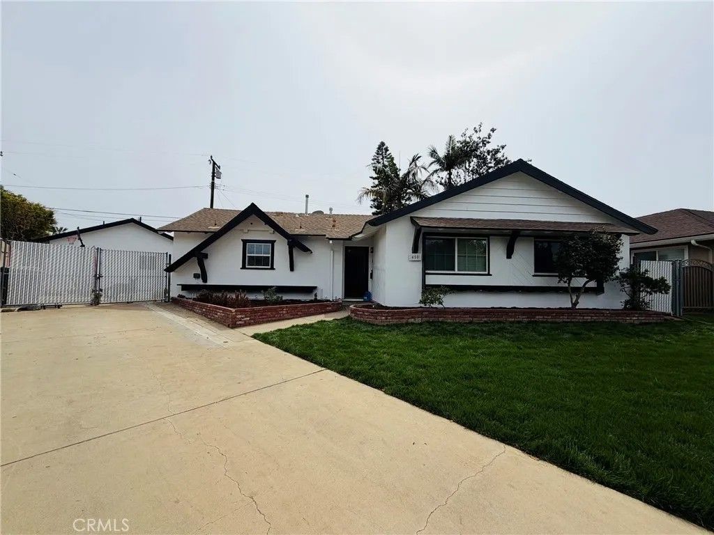 Photo of 450 Palermo Way, La Habra, CA 90631 (MLS # CV26056900)