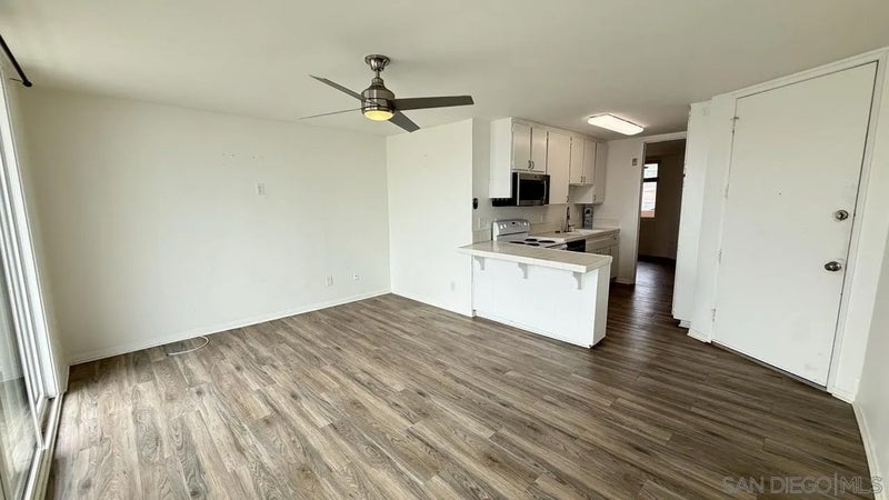 725 Redondo Ct 22