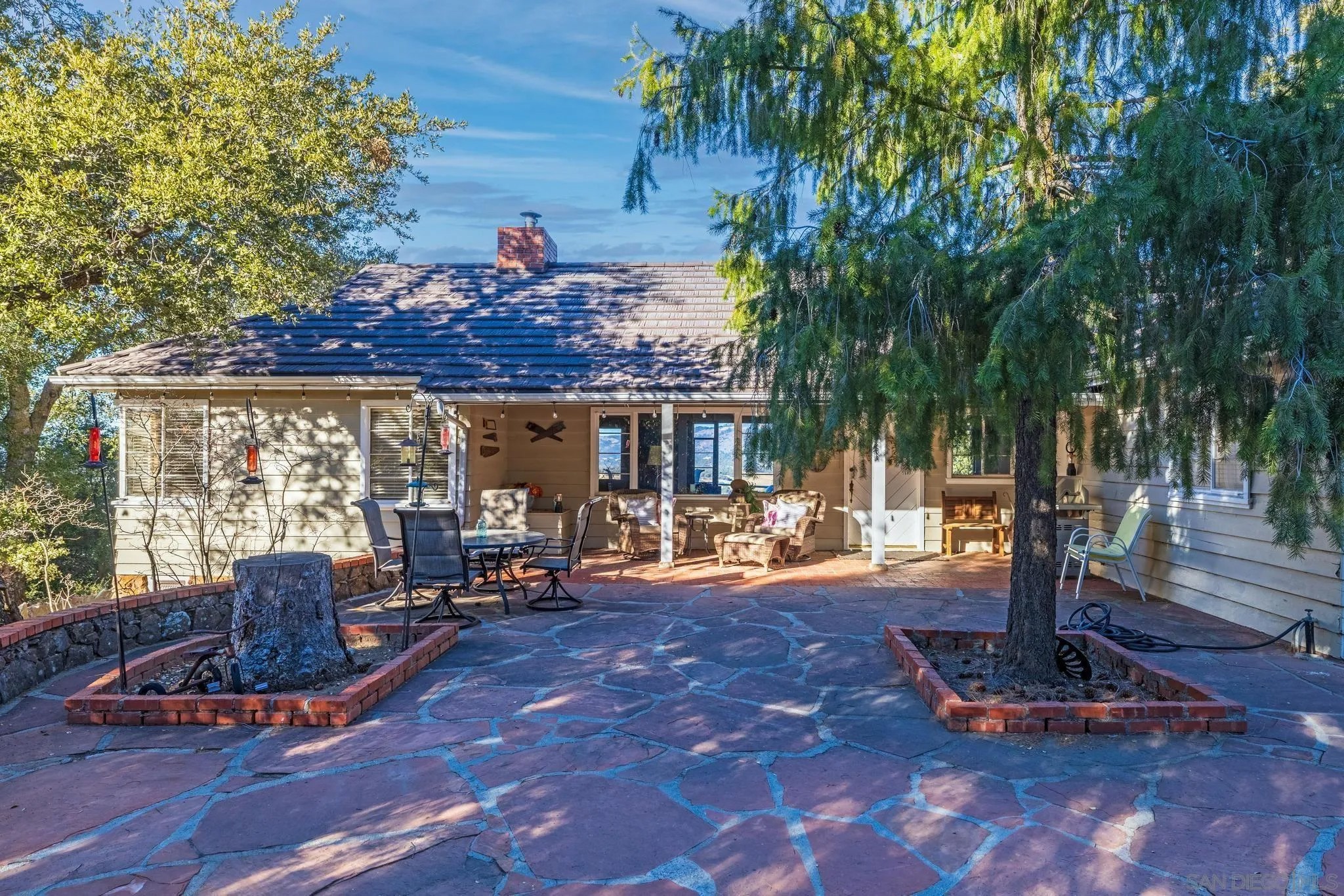 3306 Oak Grove