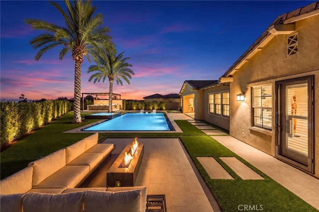 1236 Iris Lane