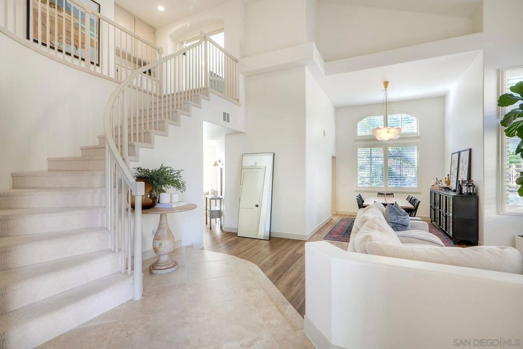 Photo of 13660 Lindamere Ln, San Diego, CA 92128 (MLS # 250045004)