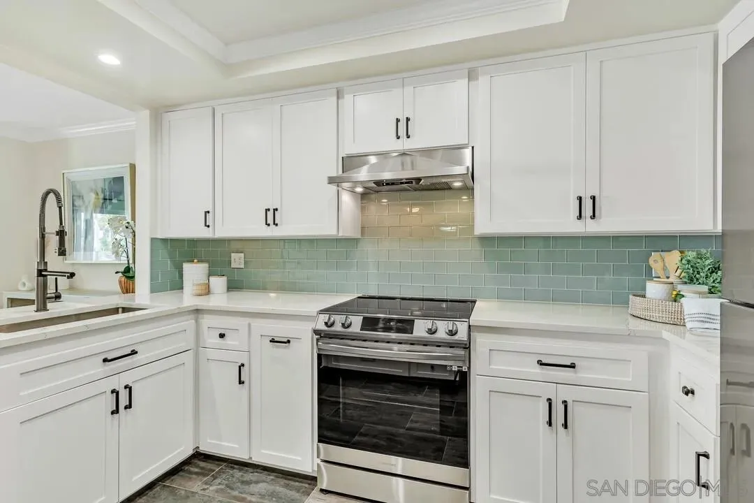 Coronado, California 92118, United States, 2 Bedrooms Bedrooms, ,3 BathroomsBathrooms,Residential,Active,163462