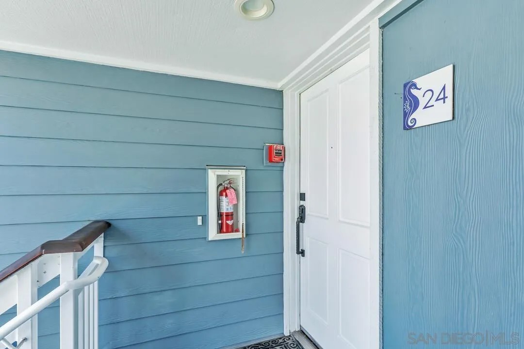 24 Montego Court
