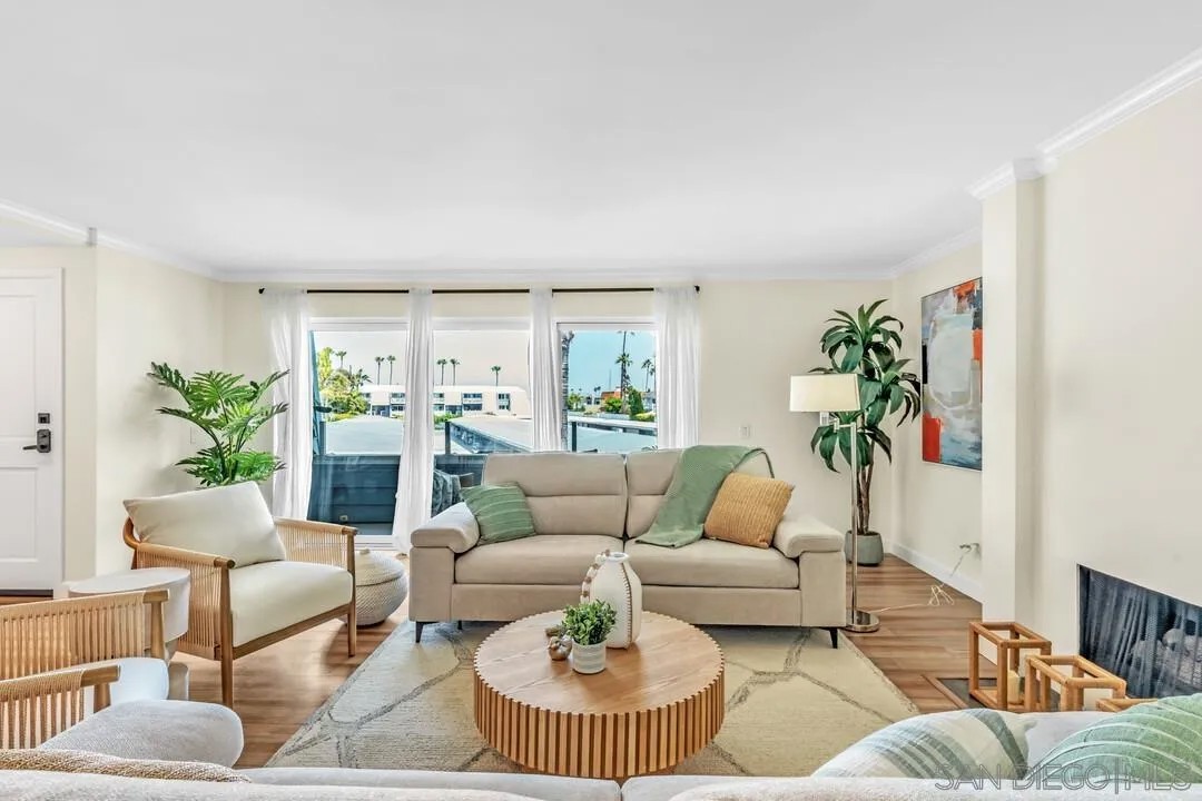 24 Montego Court
