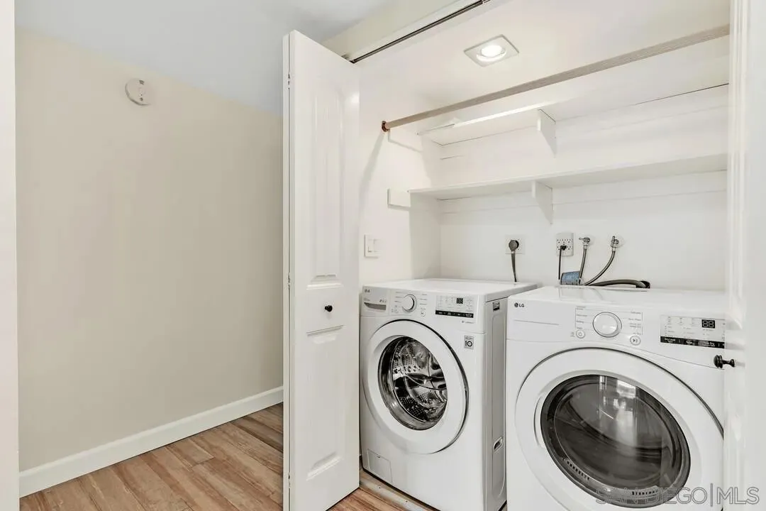 Coronado, California 92118, United States, 2 Bedrooms Bedrooms, ,3 BathroomsBathrooms,Residential,Active,163462