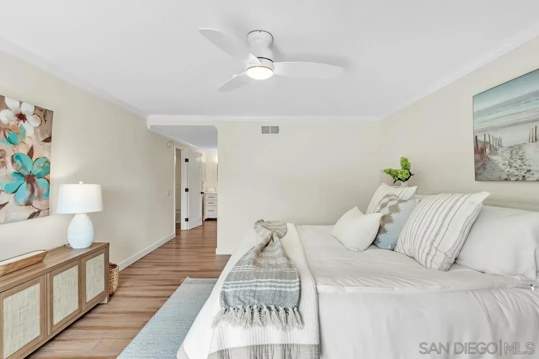 Coronado, California 92118, United States, 2 Bedrooms Bedrooms, ,3 BathroomsBathrooms,Residential,Active,163462