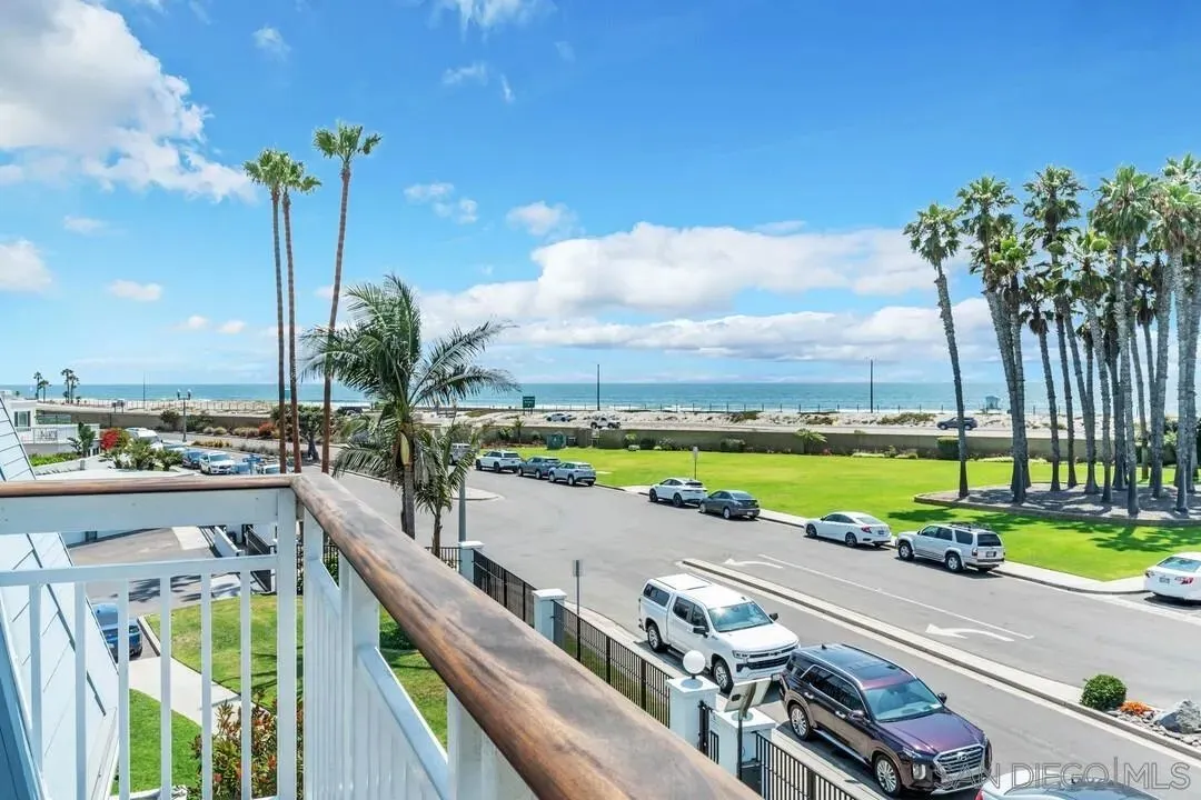 Coronado, California 92118, United States, 2 Bedrooms Bedrooms, ,3 BathroomsBathrooms,Residential,Active,163462