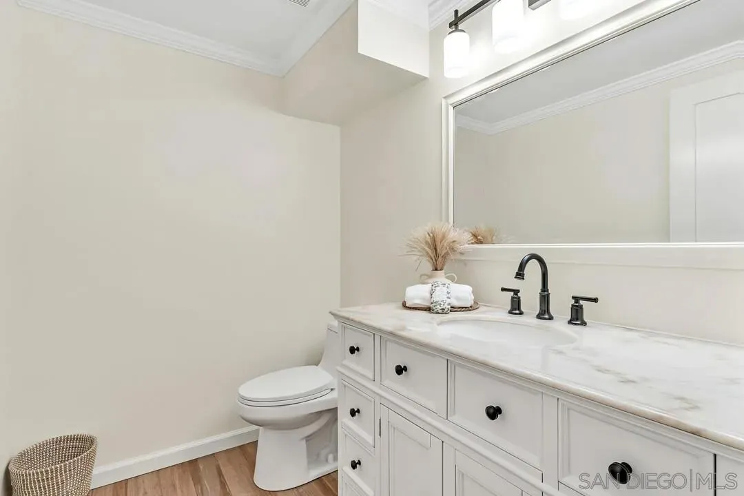 Coronado, California 92118, United States, 2 Bedrooms Bedrooms, ,3 BathroomsBathrooms,Residential,Active,163462