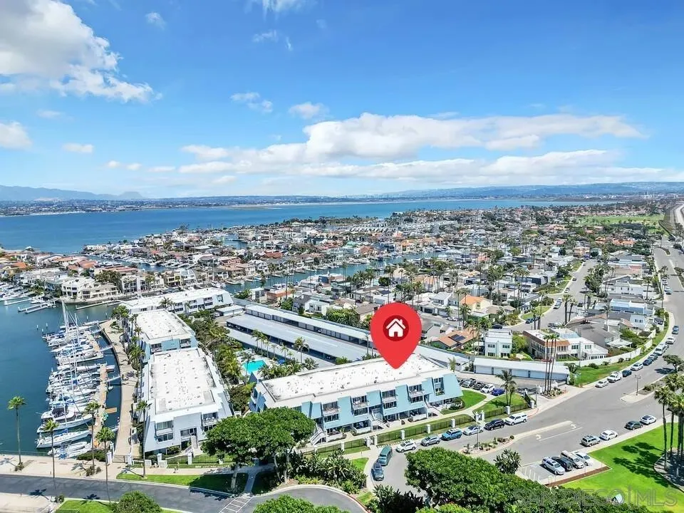 Coronado, California 92118, United States, 2 Bedrooms Bedrooms, ,3 BathroomsBathrooms,Residential,Active,163462