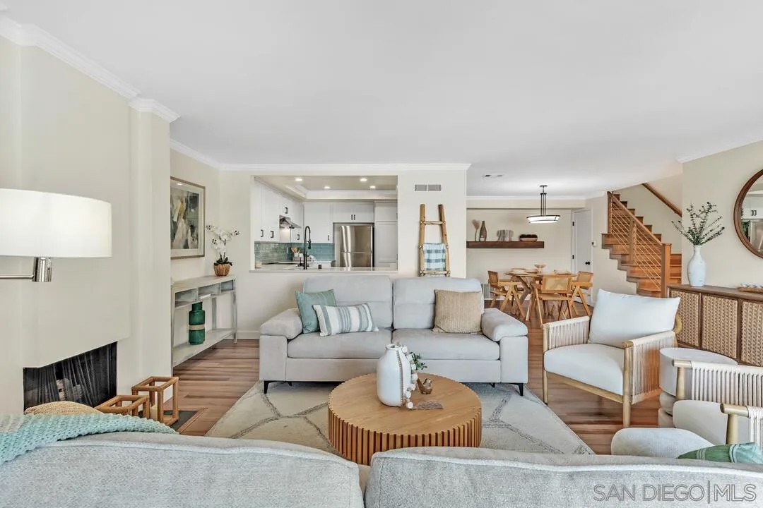 24 Montego Court