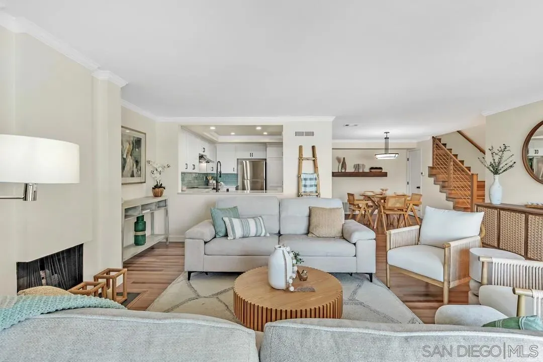 Coronado, California 92118, United States, 2 Bedrooms Bedrooms, ,3 BathroomsBathrooms,Residential,Active,163462