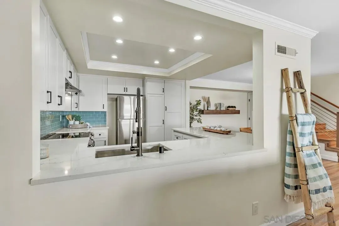 Coronado, California 92118, United States, 2 Bedrooms Bedrooms, ,3 BathroomsBathrooms,Residential,Active,163462