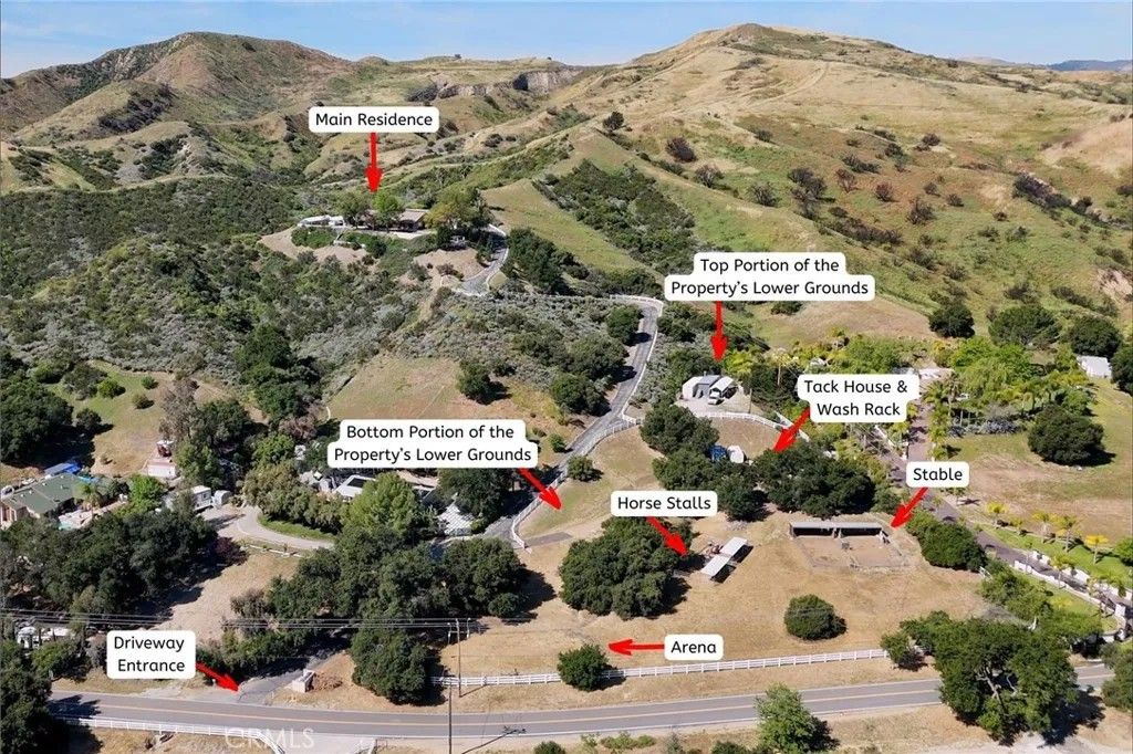 Photo of 30602 Hasley Canyon Road, Castaic, CA 91384 (MLS # SR26088766)