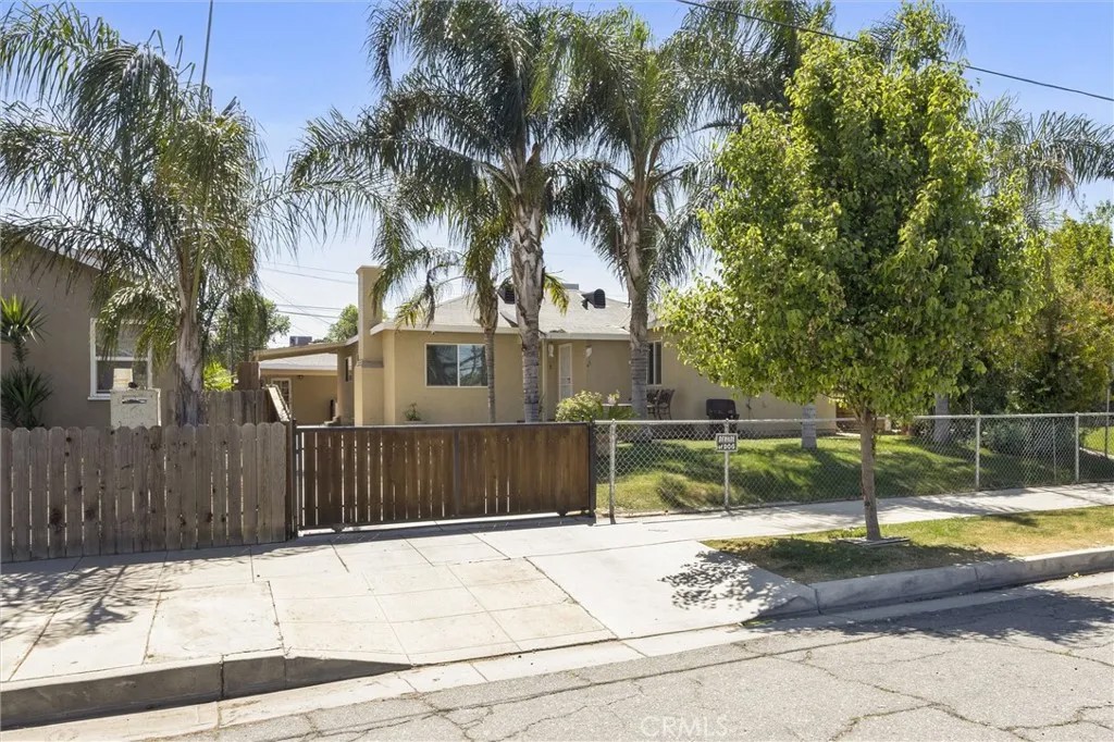 2417 Chester Lane