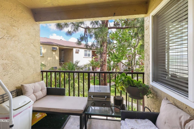 1280 W Main St 18