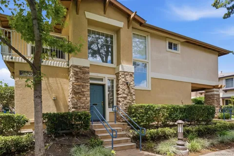 9625 W Canyon Terrace Unit 2, San Diego, CA 92123 - #: 260011197