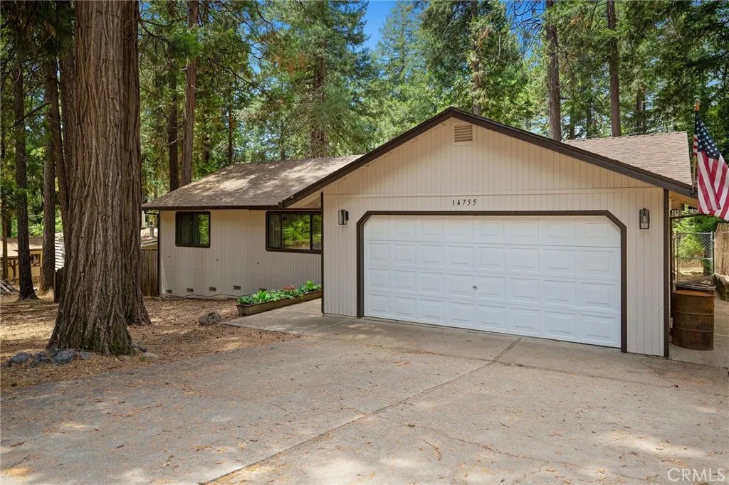 14755 Denise Dr