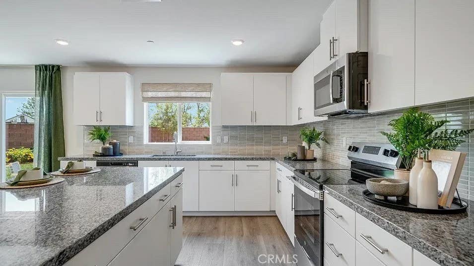Photo of 1392 Braided Mane Drive, San Jacinto, CA 92582 (MLS # SW26157267)