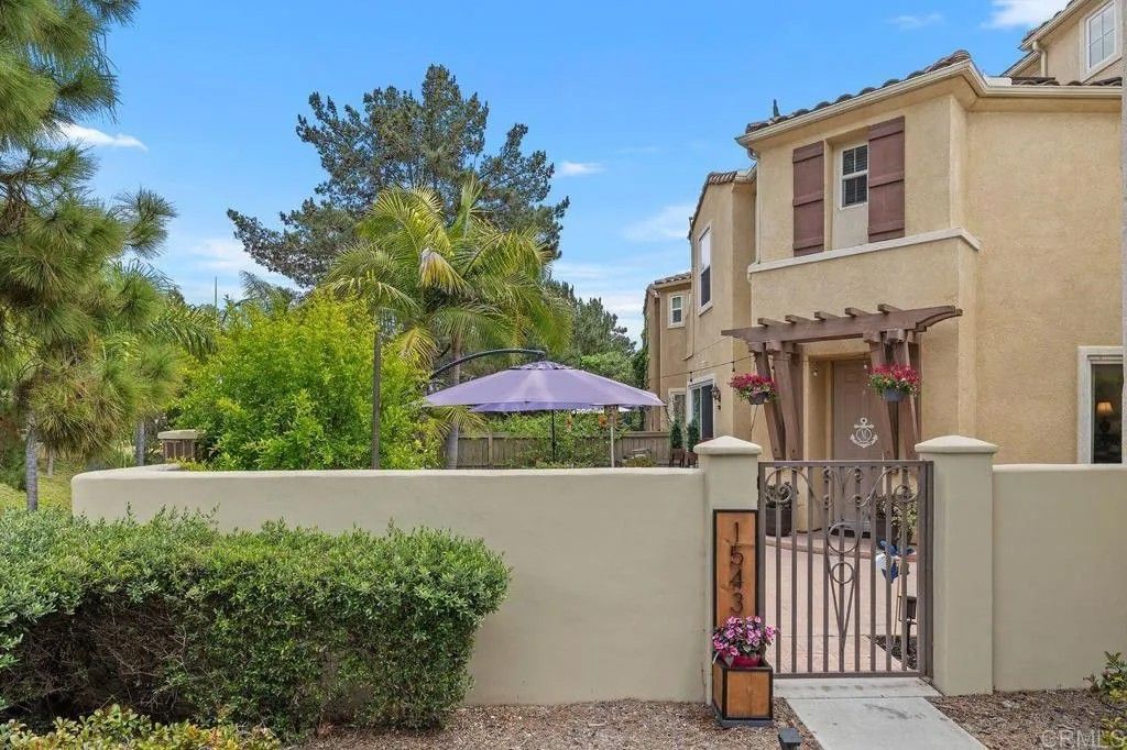 Photo of 1543 Caminito Cremona, Chula Vista, CA 91915 (MLS # NDP2605128)
