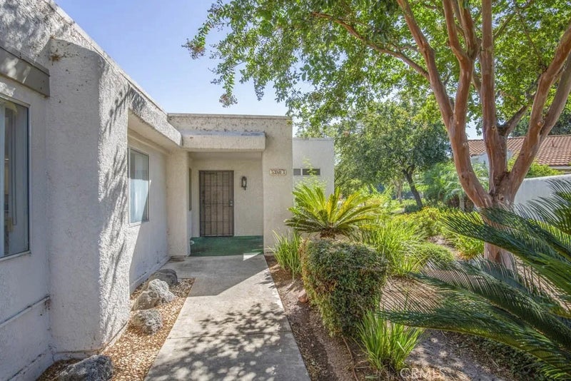 5380 Avenida Sosiega B
