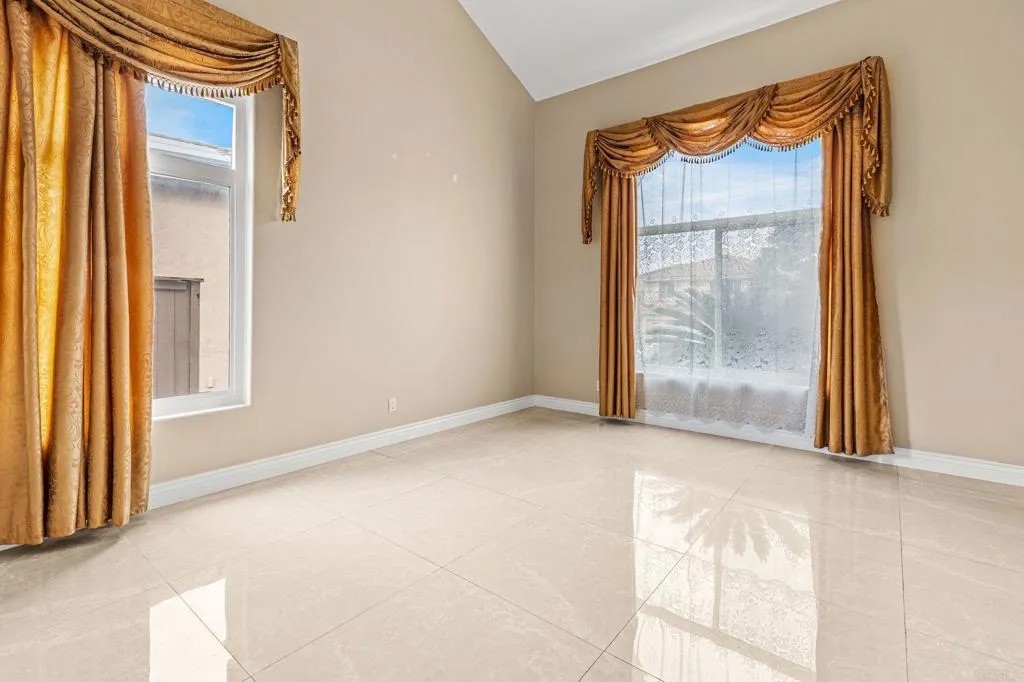 3206 Rancho Diego Cir