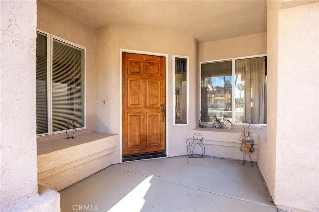 Photo of 25300 Corte Sombrero, Murrieta, CA 92563 (MLS # SW26056147)