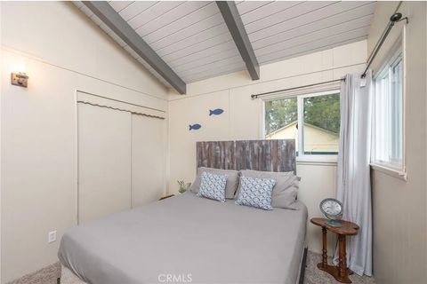 Tiny photo for 39054 Bayview Lane, Big Bear Lake, CA 92315 (MLS # IG25271352)