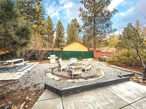 Tiny photo for 39054 Bayview Lane, Big Bear Lake, CA 92315 (MLS # IG25271352)