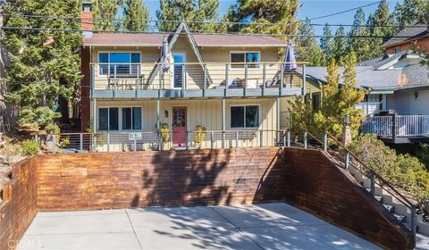 Tiny photo for 39054 Bayview Lane, Big Bear Lake, CA 92315 (MLS # IG25271352)