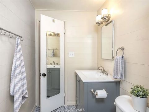 Tiny photo for 39054 Bayview Lane, Big Bear Lake, CA 92315 (MLS # IG25271352)