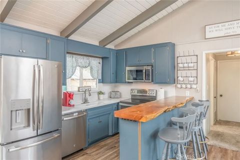 Tiny photo for 39054 Bayview Lane, Big Bear Lake, CA 92315 (MLS # IG25271352)