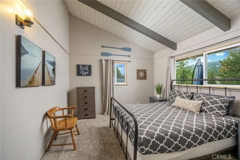 Tiny photo for 39054 Bayview Lane, Big Bear Lake, CA 92315 (MLS # IG25271352)