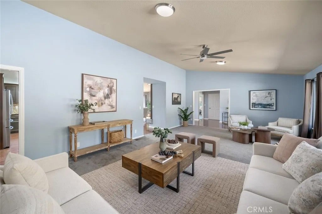 1075 Fox Canyon Lane