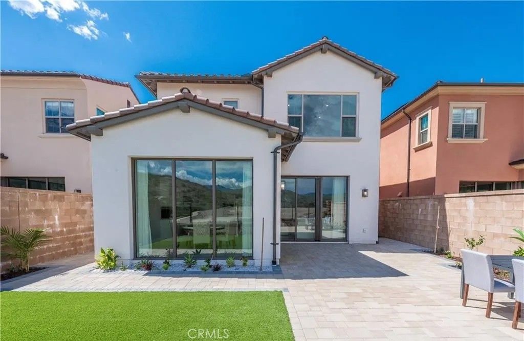 Photo of 140 Tomahawk, Irvine, CA 92618 (MLS # OC26049343)