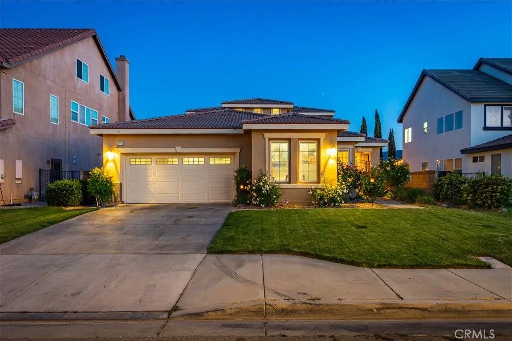 Photo of 6100 W K-10 Avenue, Lancaster, CA 93536 (MLS # SR26096538)