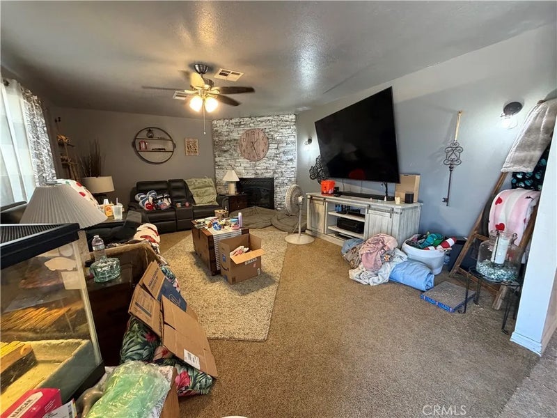 7009 Hanford Ave