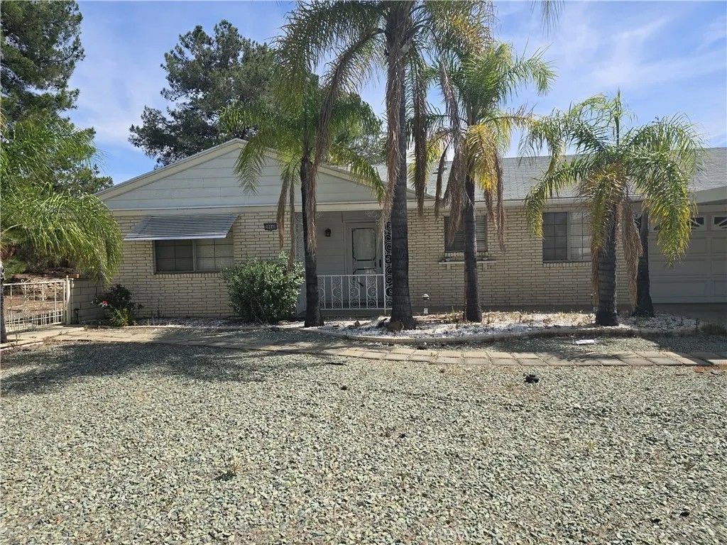 Photo of 28040 Winthrop Court, Menifee, CA 92586 (MLS # OC26050538)