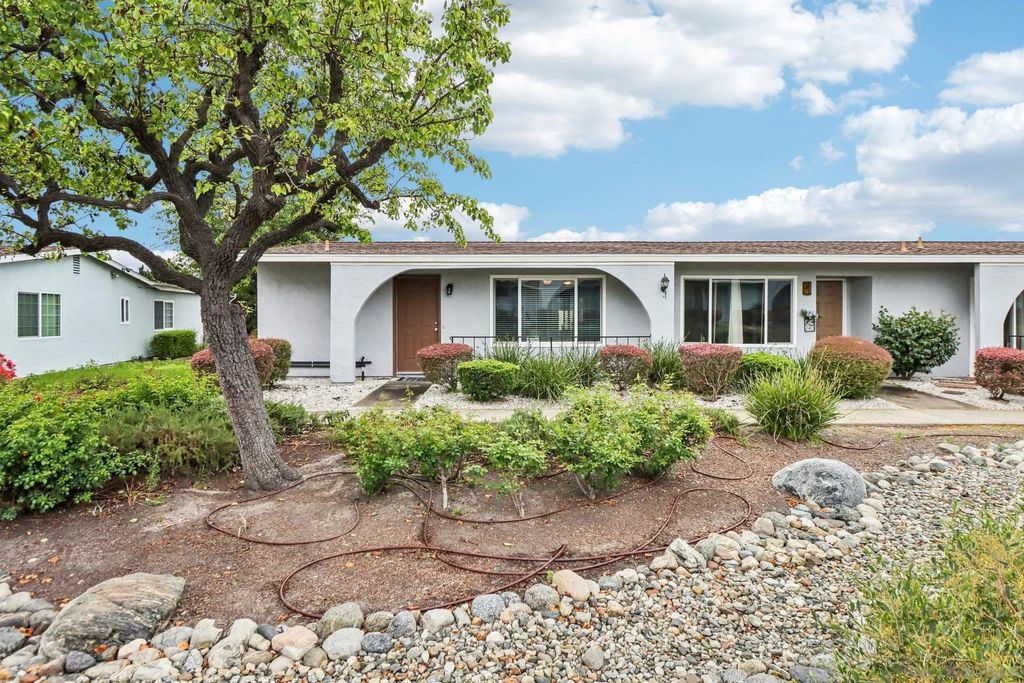 Photo of 3518 Pear Blossom, Oceanside, CA 92057 (MLS # 260008388)