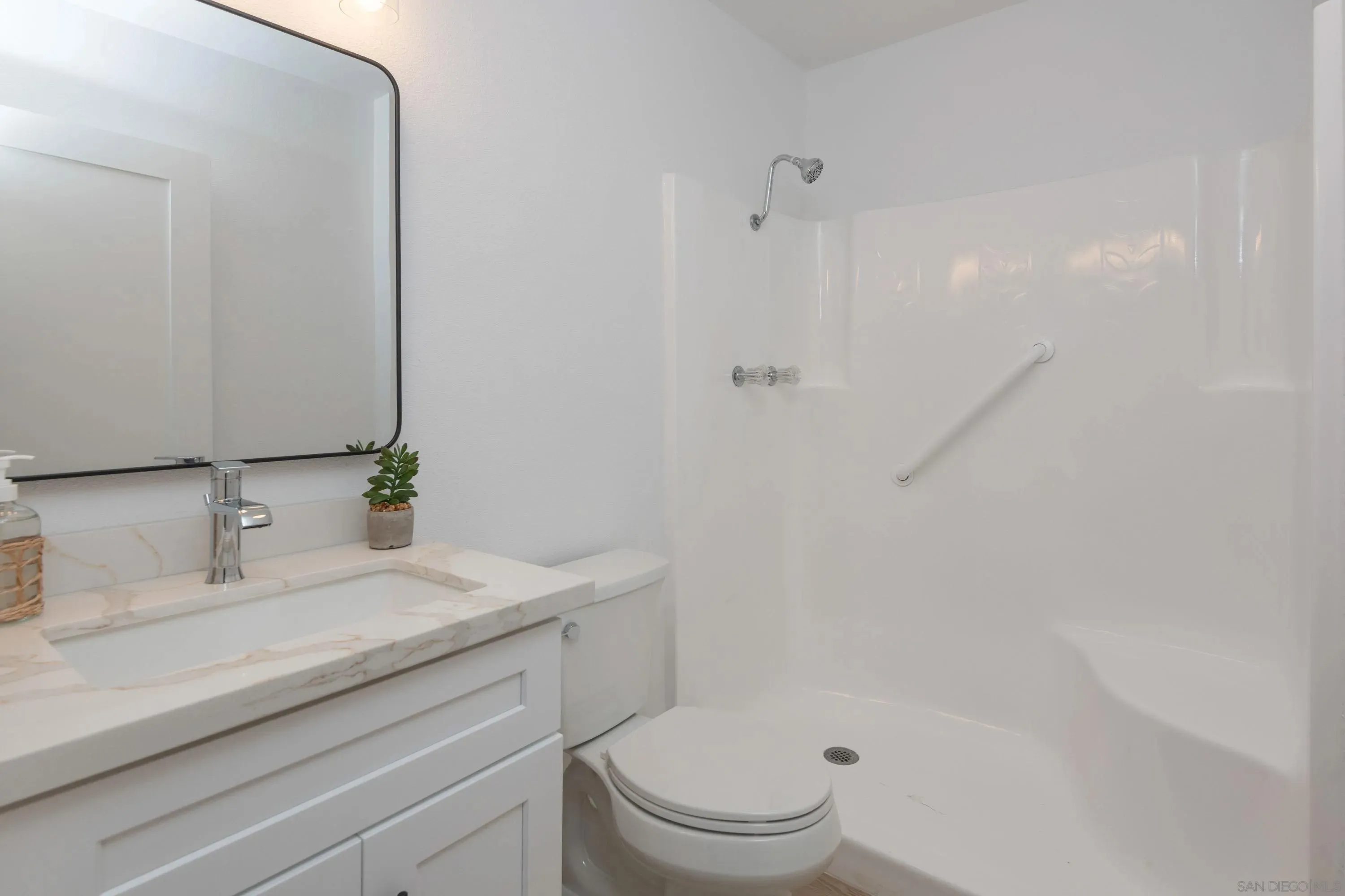 Encinitas, California 92024, United States, 3 Bedrooms Bedrooms, ,2 BathroomsBathrooms,Residential,Active,198214