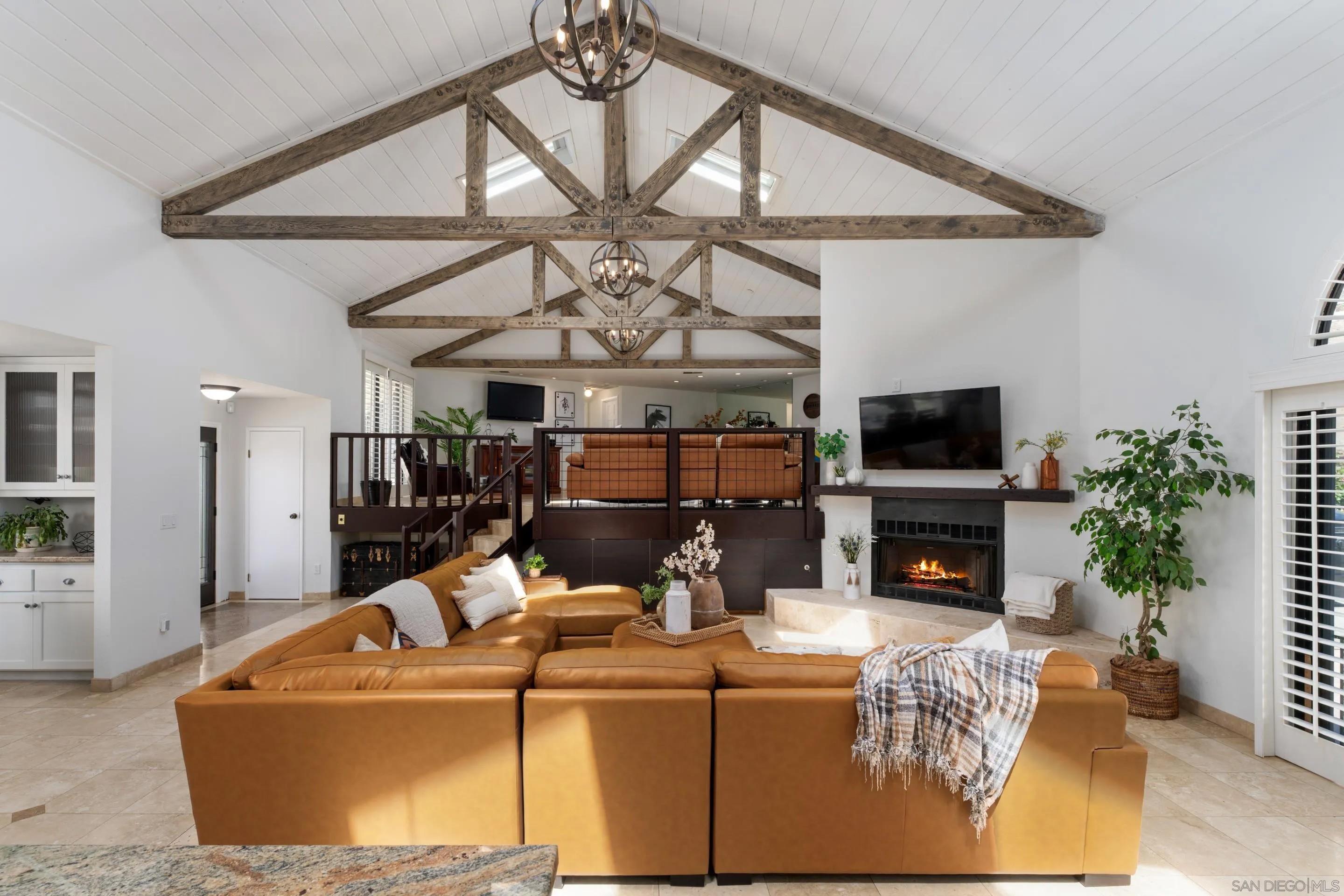 9844 Lorraine Ridge Trail